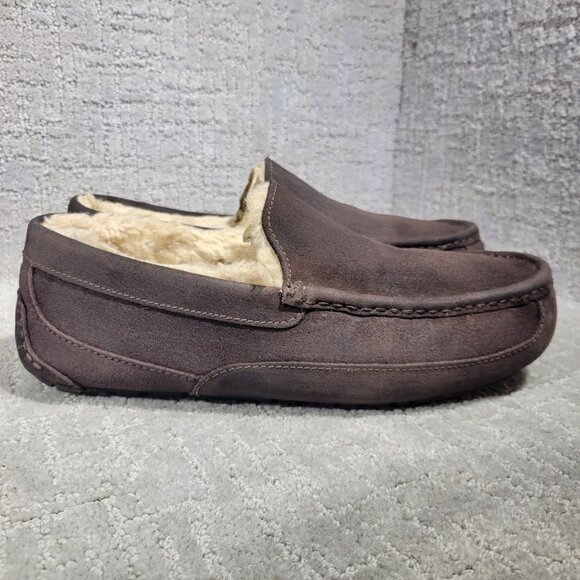 Ugg Ascot Men's Size 11EEE US Brown Suede Slip On Wool Shearling Shoes 1103889 - Picture 4 of 10